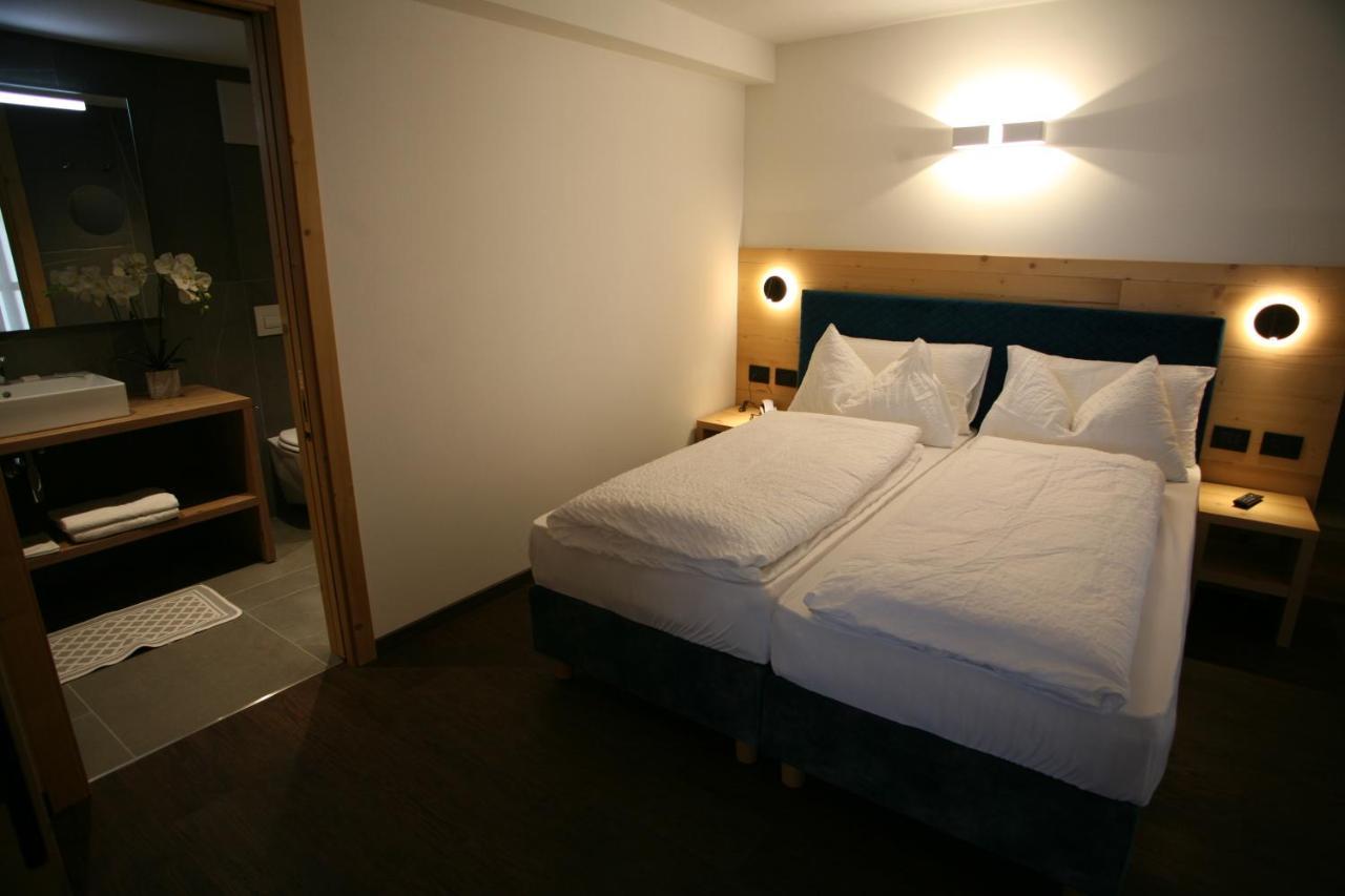 מדונה די קמפיליו Alpen Hotel Vidi מראה חיצוני תמונה