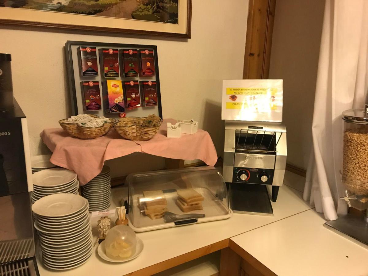 מדונה די קמפיליו Alpen Hotel Vidi מראה חיצוני תמונה