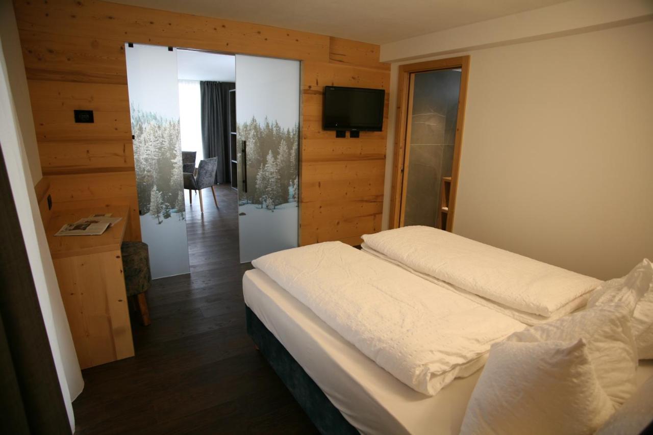 מדונה די קמפיליו Alpen Hotel Vidi מראה חיצוני תמונה