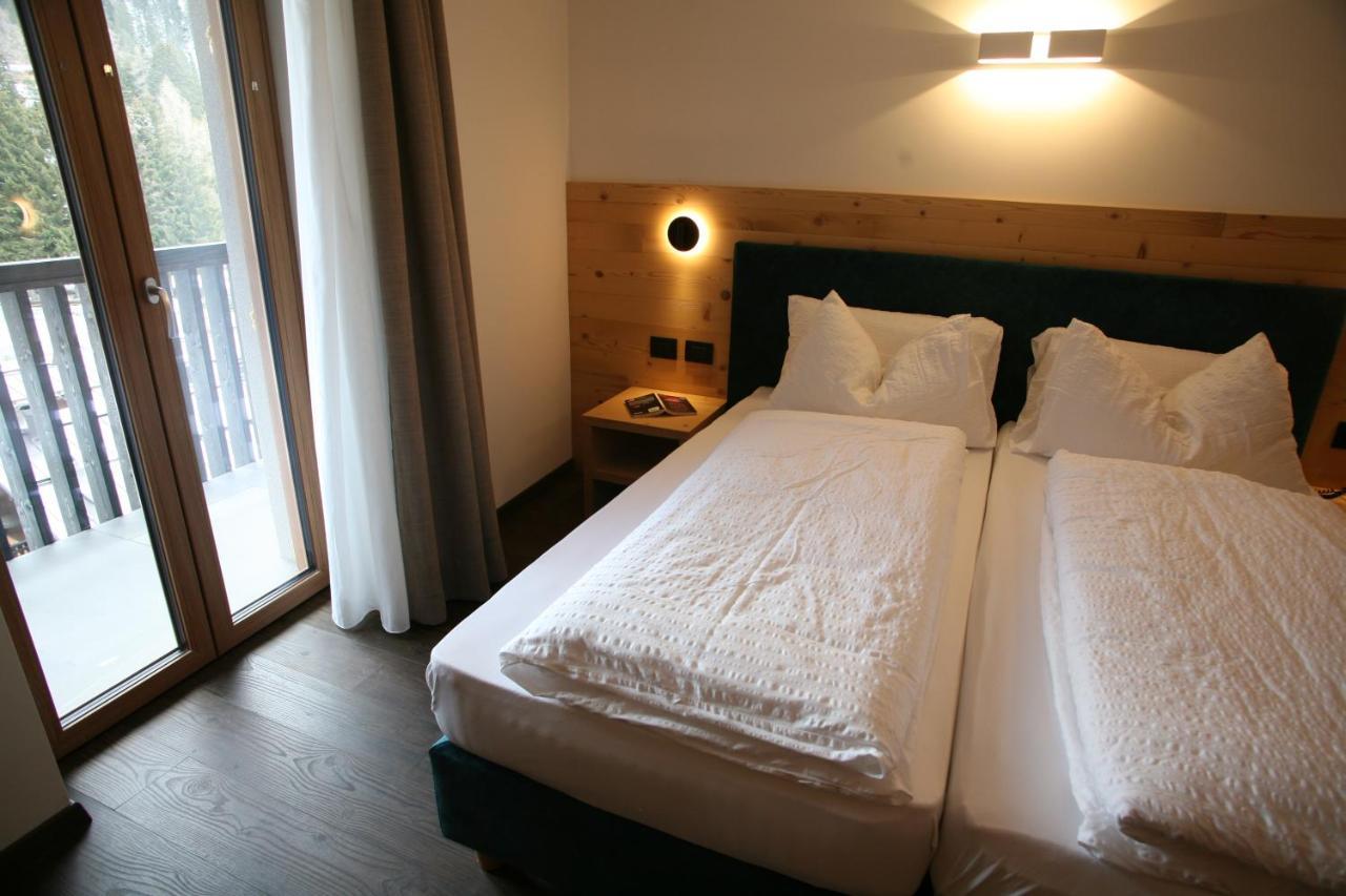 מדונה די קמפיליו Alpen Hotel Vidi מראה חיצוני תמונה