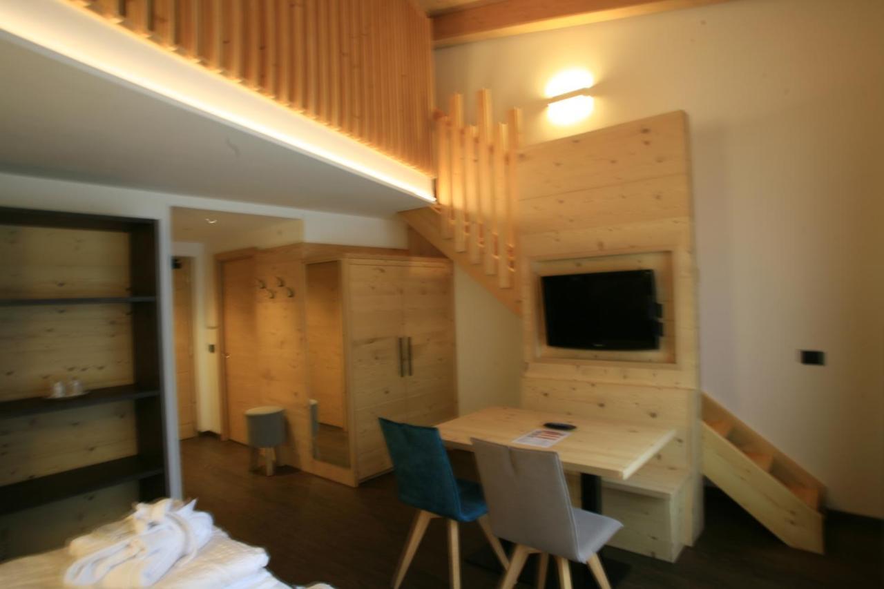 מדונה די קמפיליו Alpen Hotel Vidi מראה חיצוני תמונה