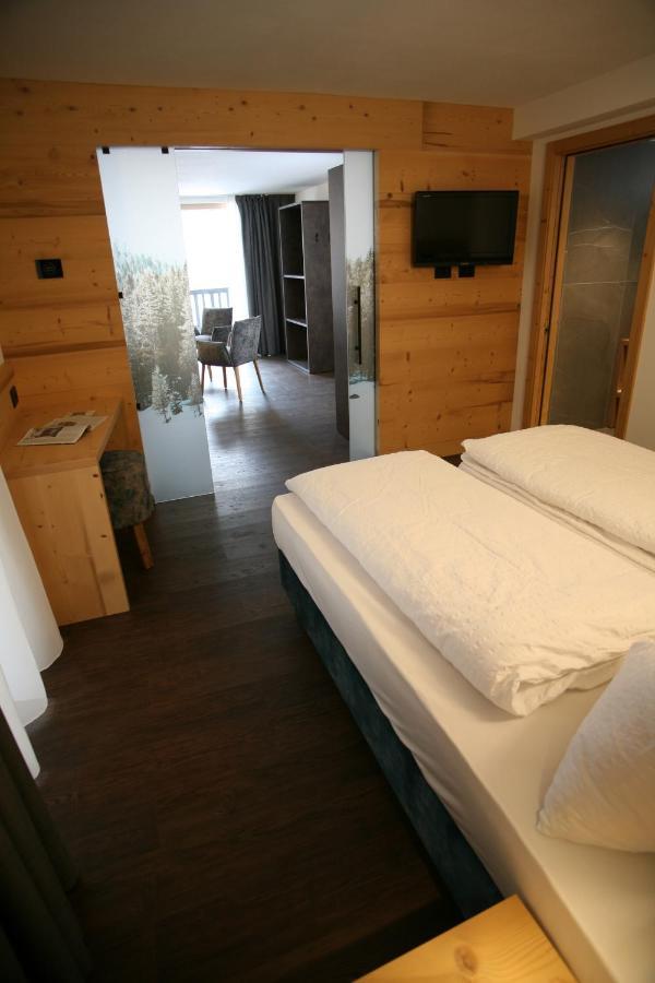 מדונה די קמפיליו Alpen Hotel Vidi מראה חיצוני תמונה