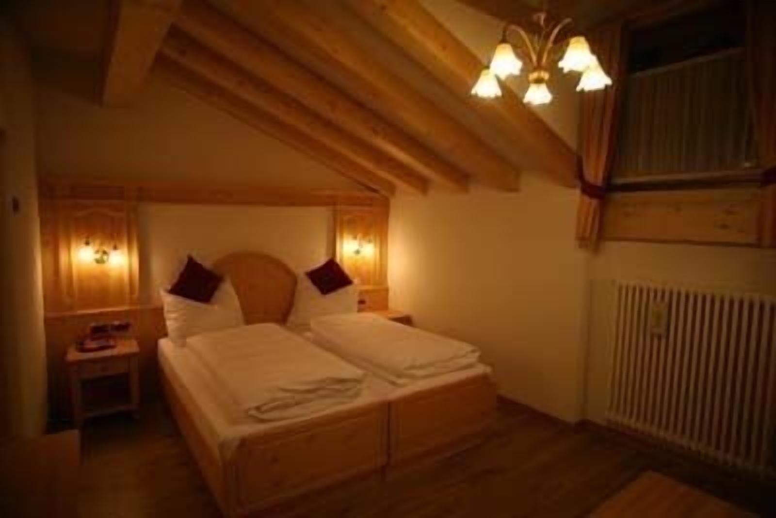 מדונה די קמפיליו Alpen Hotel Vidi מראה חיצוני תמונה