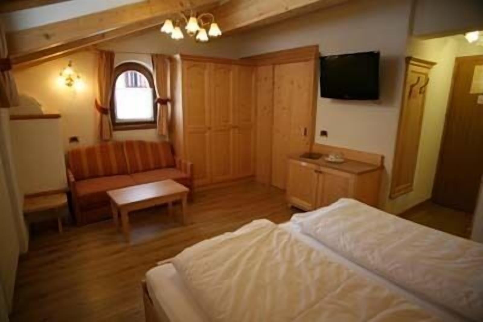 מדונה די קמפיליו Alpen Hotel Vidi מראה חיצוני תמונה