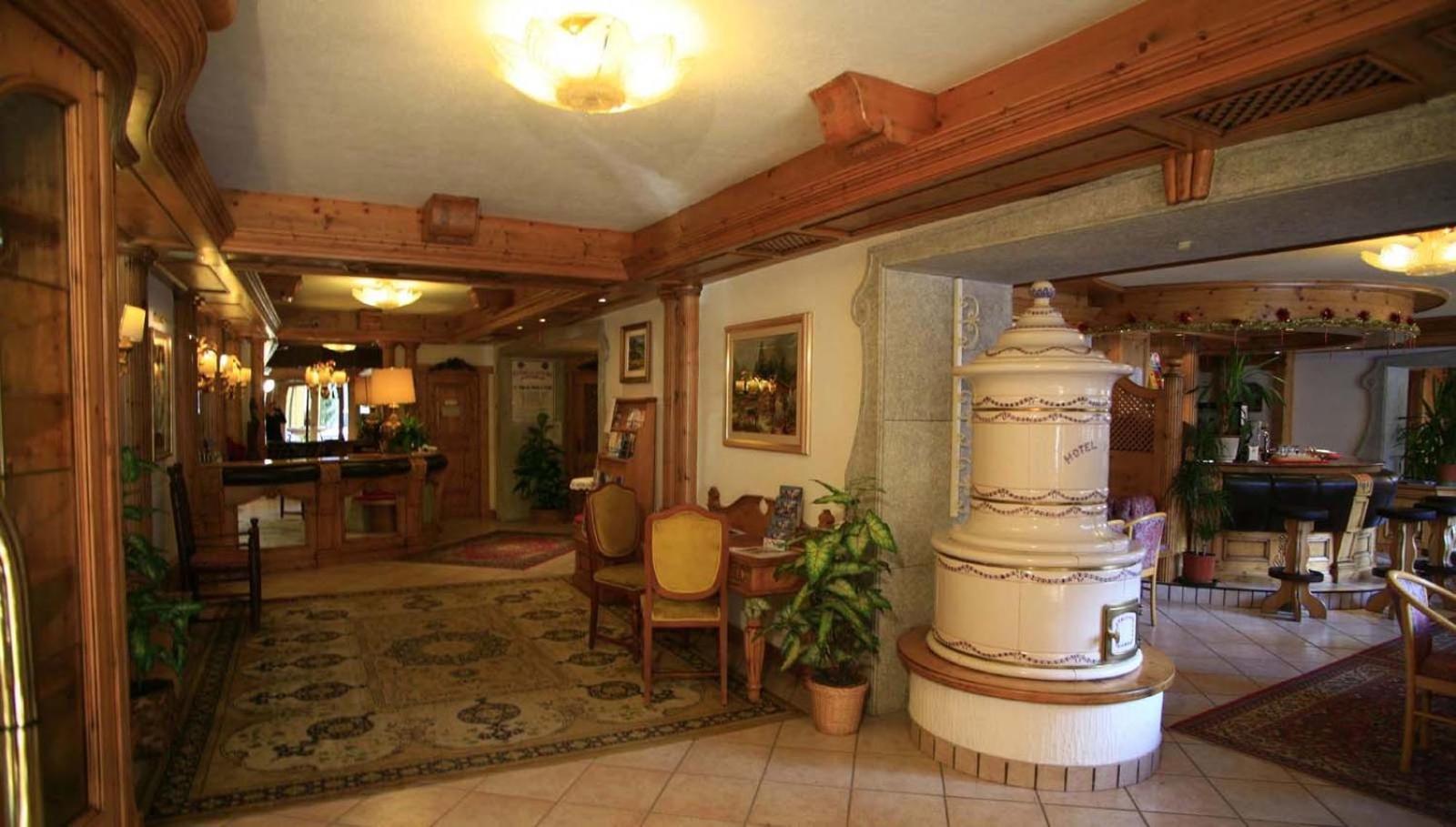 מדונה די קמפיליו Alpen Hotel Vidi מראה חיצוני תמונה